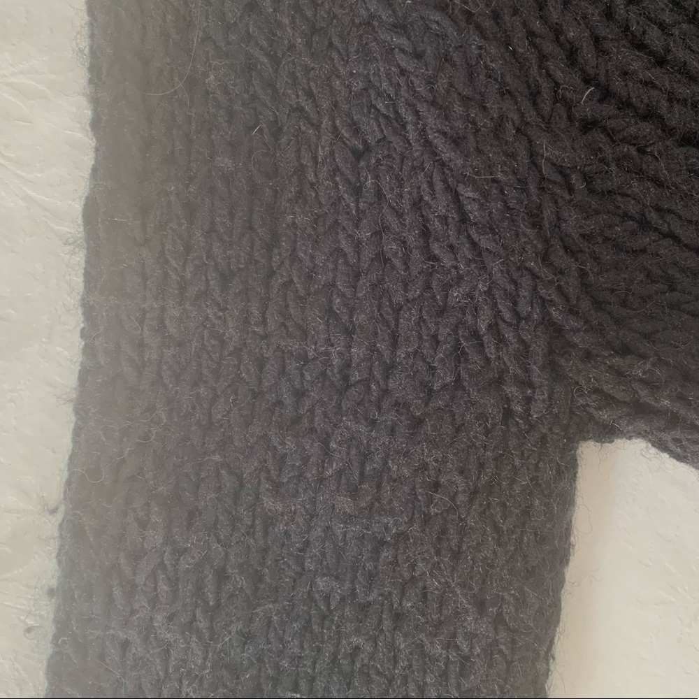 Express knitted turtleneck sweater!!! - Picture 2 of 5